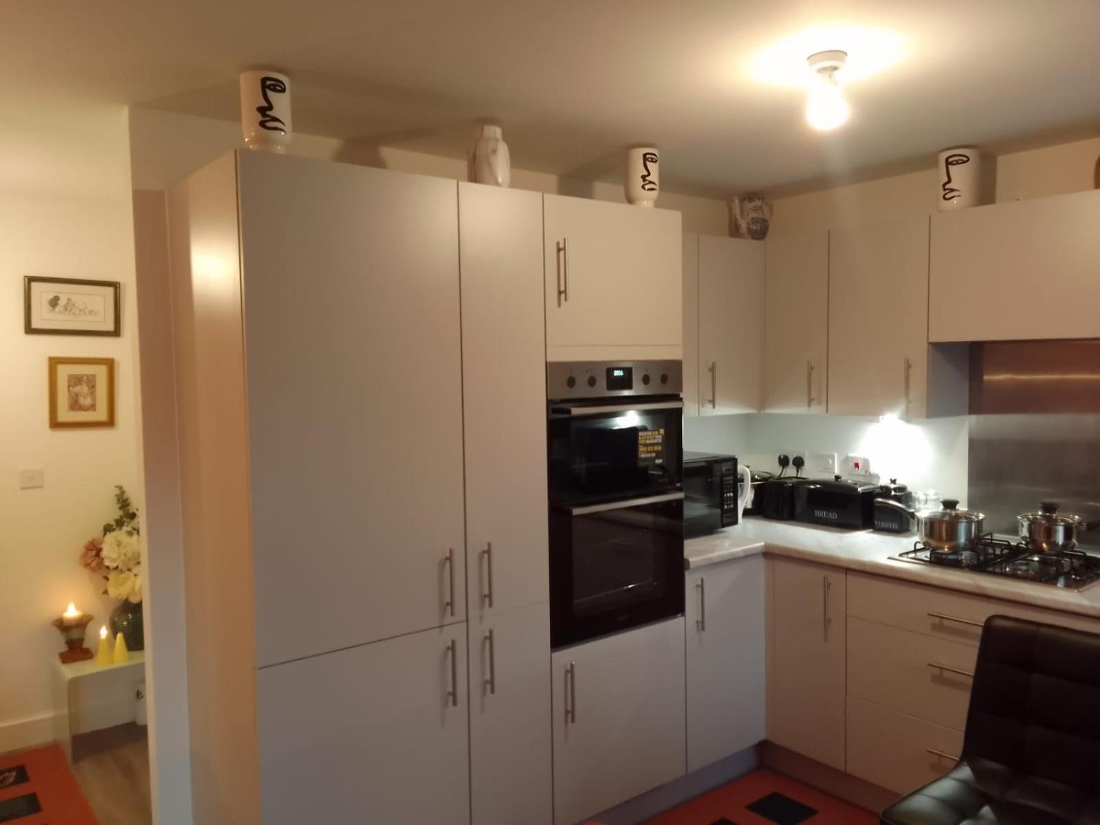 Cosy Stay In Walsall By Ideal Home Bloxwich Kültér fotó
