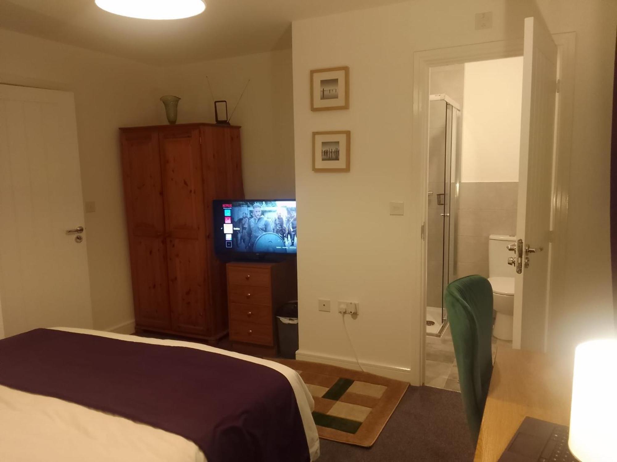 Cosy Stay In Walsall By Ideal Home Bloxwich Kültér fotó