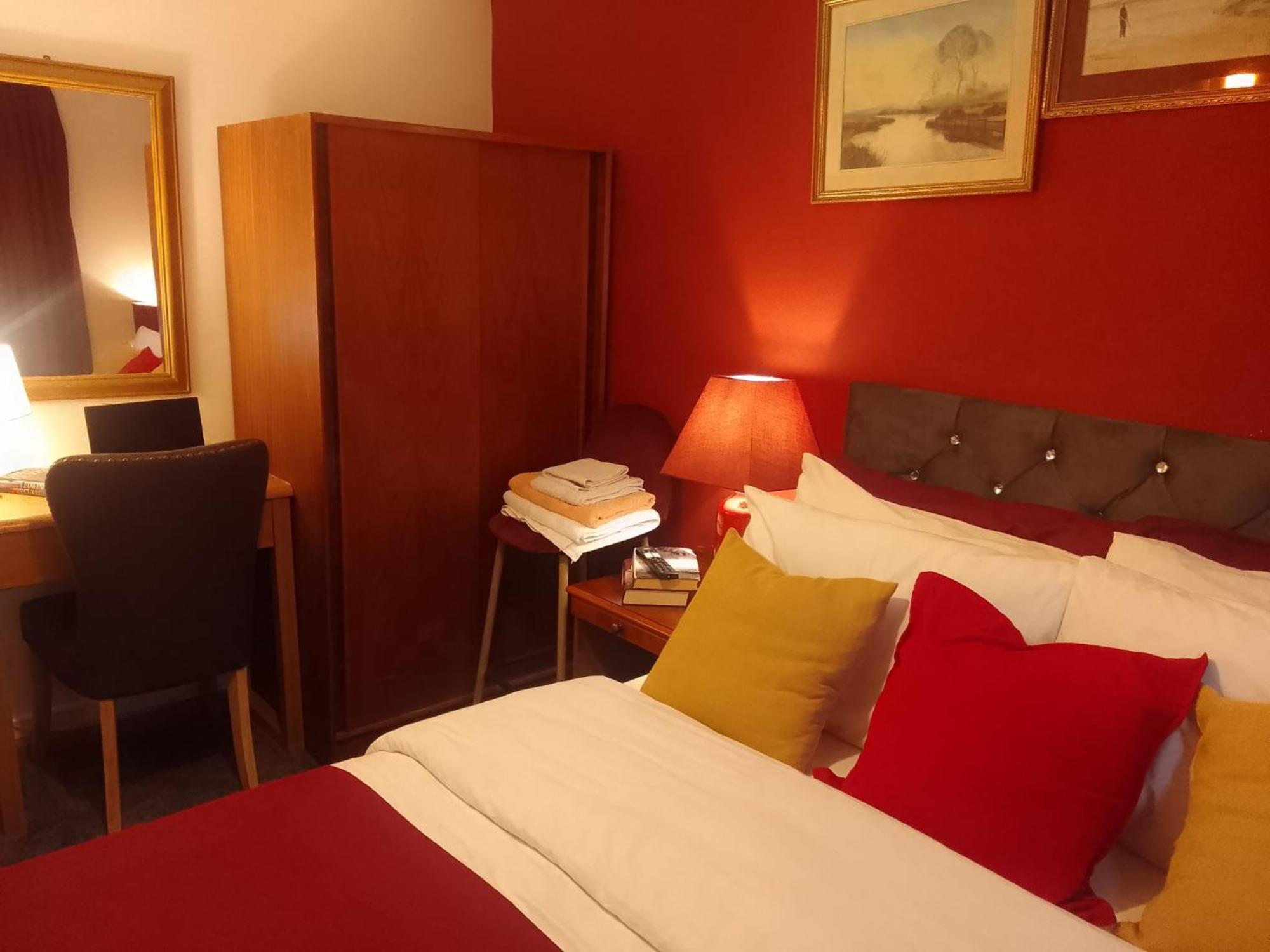 Cosy Stay In Walsall By Ideal Home Bloxwich Kültér fotó